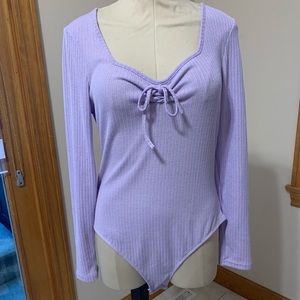 🪐✨ Purple tie up bodysuit